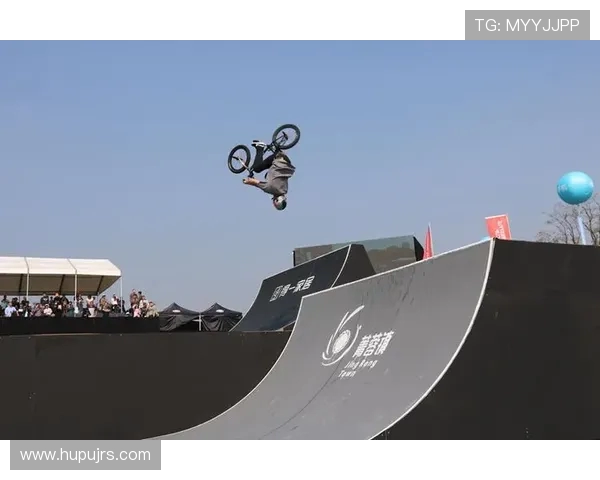 成都与南京极限运动队赛后分析力量对决的精彩瞬间与战术思考