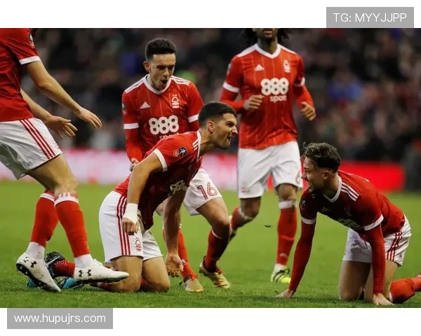 埃弗顿对决基约塔：英超赛场上的激烈较量与精彩瞬间分析