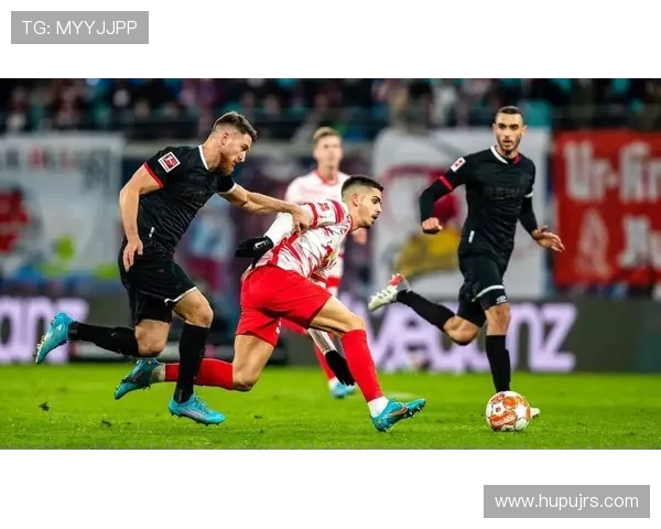 德甲激战汉诺威主场迎战科隆球队全力争胜展现实力